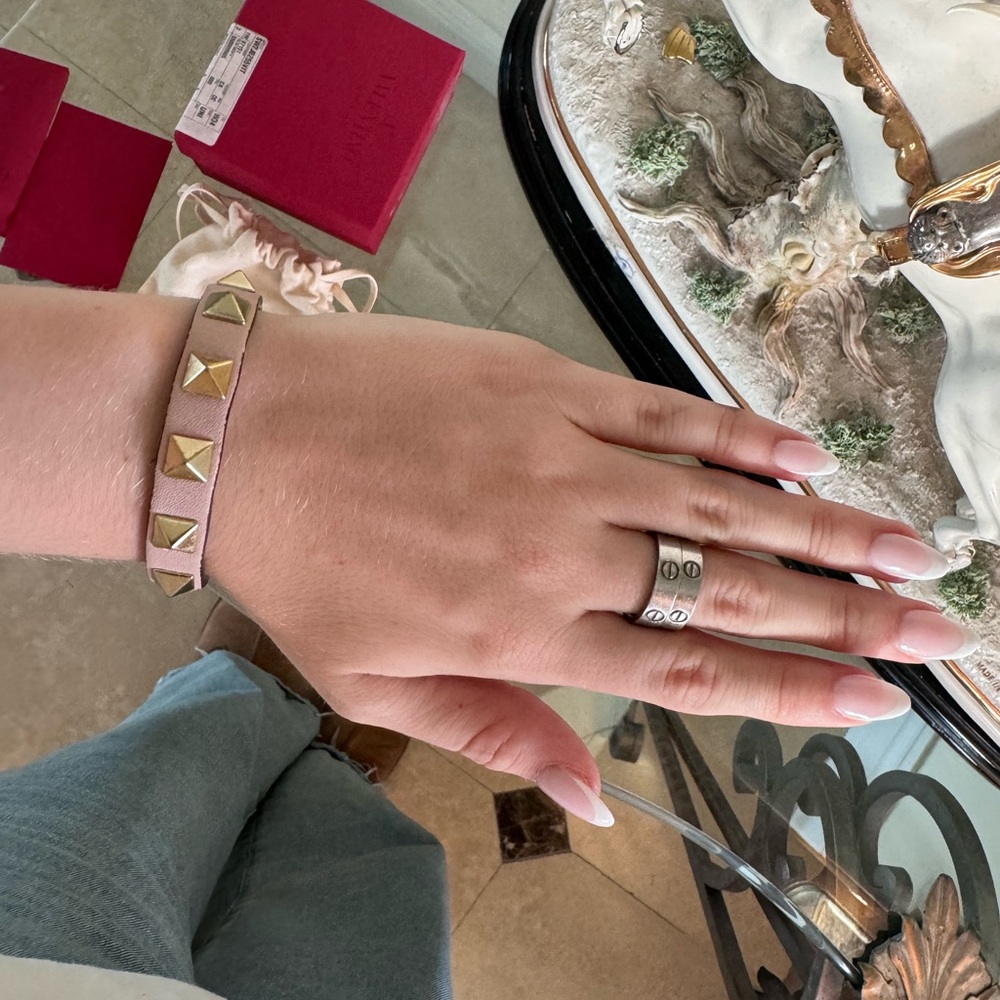 Valentino Garavani Rockstud Bracelet- Perfect condition with box and papers!